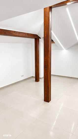 Apartament cu 4 camere semidecomandat în Ștefan cel Mare