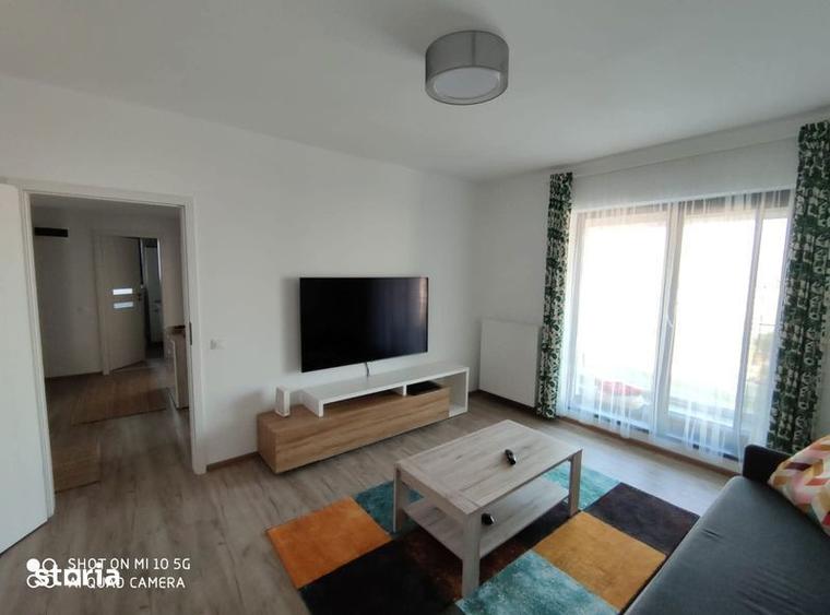 Apartament cu 3 camere în Drumul Taberei