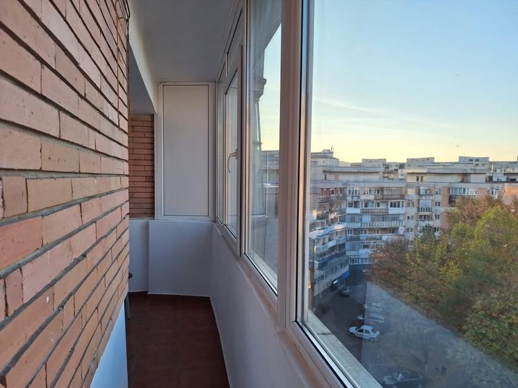 Apartament cu 2 camere decomandat în Ostroveni