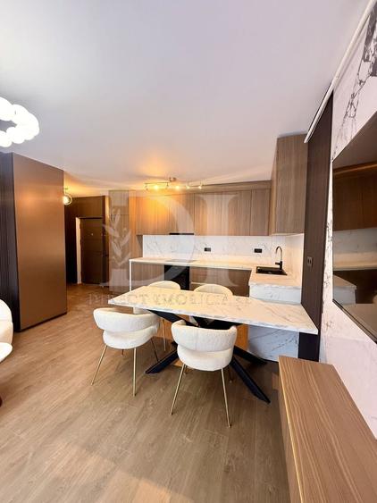 Apartament cu 2 camere decomandat, mobilat în Florești