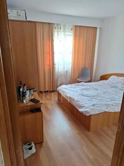 Apartament cu 2 camere decomandat, mobilat în Zorilor
