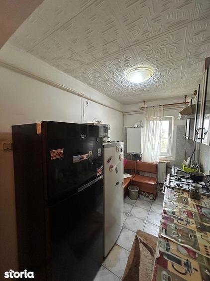 Apartament cu 2 camere semidecomandat în Dacia