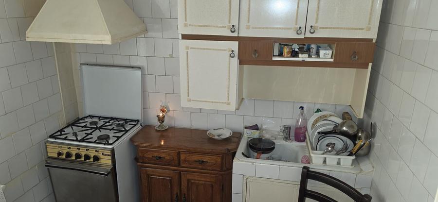 Apartament cu 3 camere decomandat, mobilat în Rovine — fotografia 3