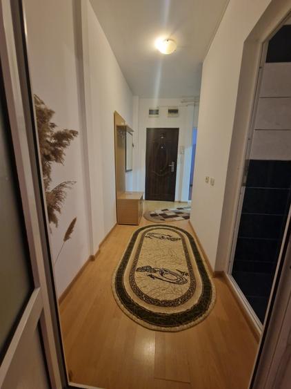 Apartament cu 2 camere decomandat în Sud