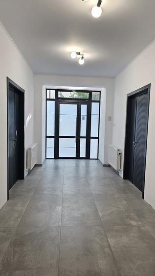 Casă cu 4 camere cu Canalizare în Mărășești