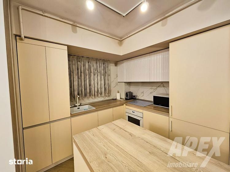 Apartament cu 3 camere decomandat, mobilat în Berceni