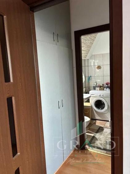 Apartament cu 2 camere semidecomandat, mobilat în Central