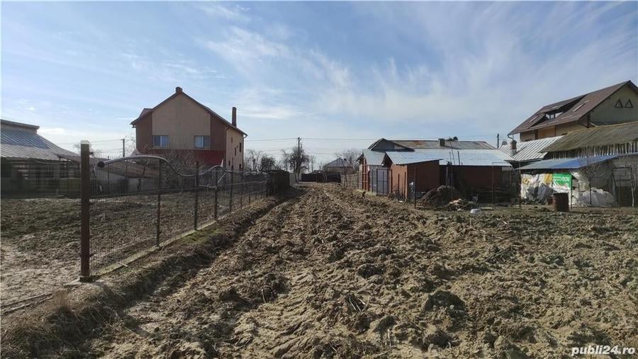 Teren de 2500 mp, în Sud