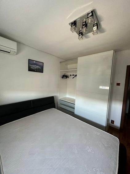 Apartament cu 2 camere semidecomandat în Titan