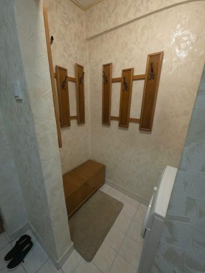 Apartament cu 2 camere, mobilat în Brătianu
