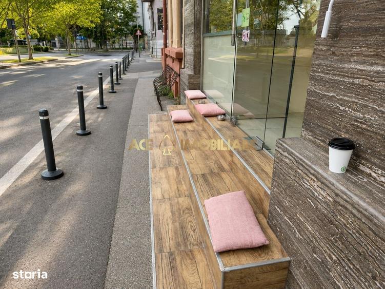 Spațiu comercial, de 25 mp, în Romană