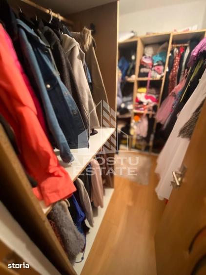 Casă cu 7 camere cu Teren 550 Mp în Dudeștii Noi