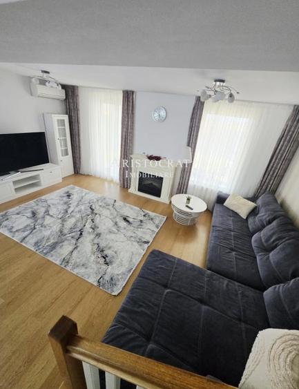 Casă cu 4 camere cu Teren 250 Mp în Corbeanca