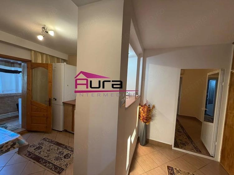 Apartament cu 3 camere decomandat în E3