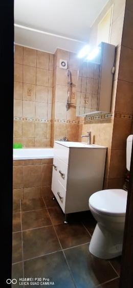 Apartament cu 2 camere semidecomandat, mobilat în Negru Vodă