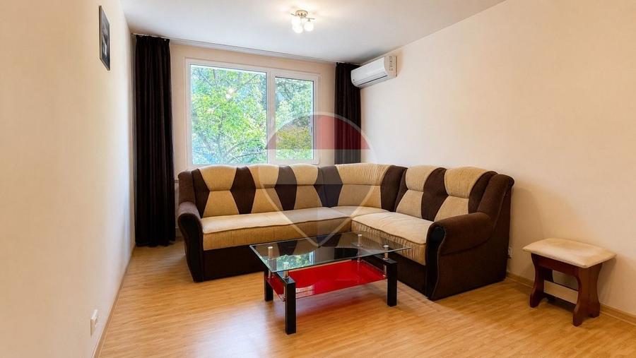 Apartament cu 2 camere semidecomandat, mobilat în Drumul Taberei