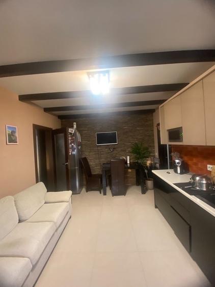 Apartament cu 2 camere decomandat în Nufărul