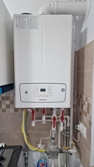 Apartament cu 2 camere decomandat în Mihai Bravu