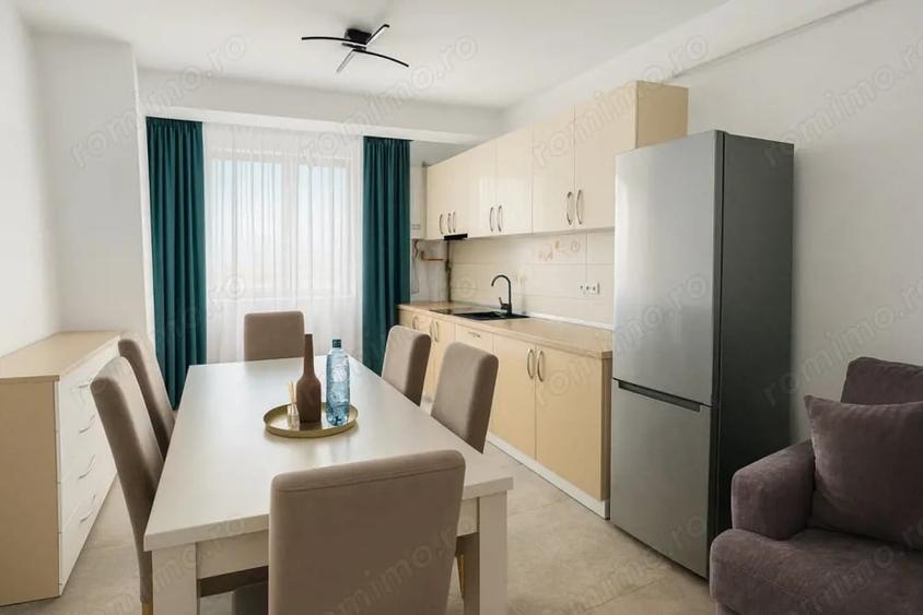 Apartament cu 3 camere decomandat, mobilat în Central