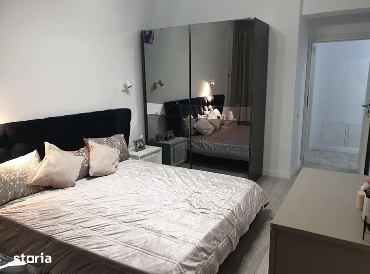 Apartament cu 2 camere decomandat în Vitan