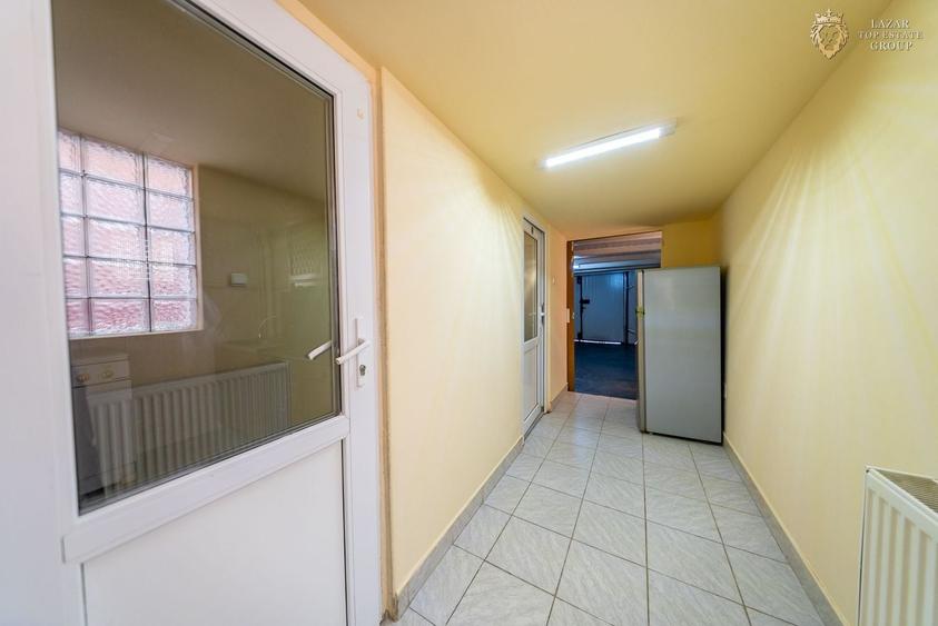 Casă individuală cu 4 camere cu Canalizare în Intim