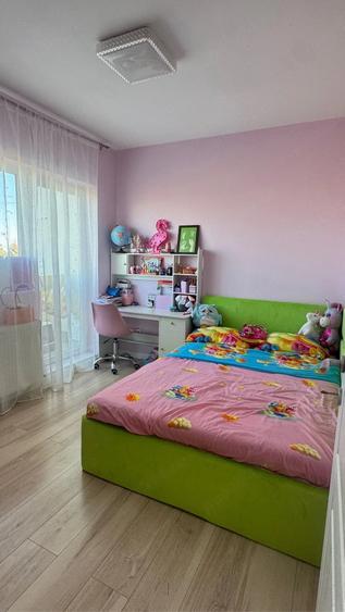 Casă cu Teren 250 Mp în Mogoșoaia
