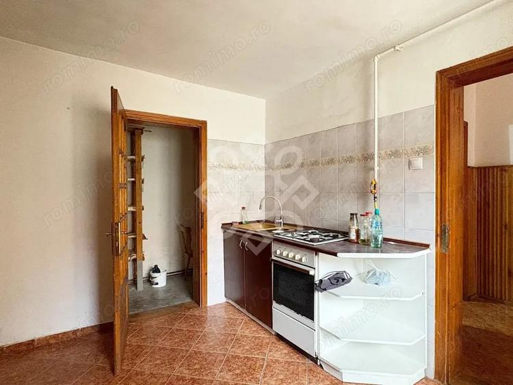 Casă cu 2 camere cu Canalizare în Iosia