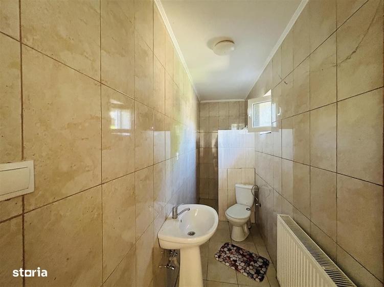 Casă cu 4 camere cu Teren 626 Mp în Central