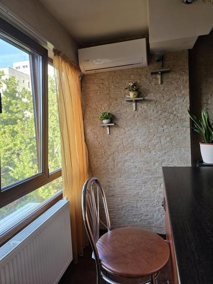 Apartament cu 2 camere decomandat în Drumul Taberei