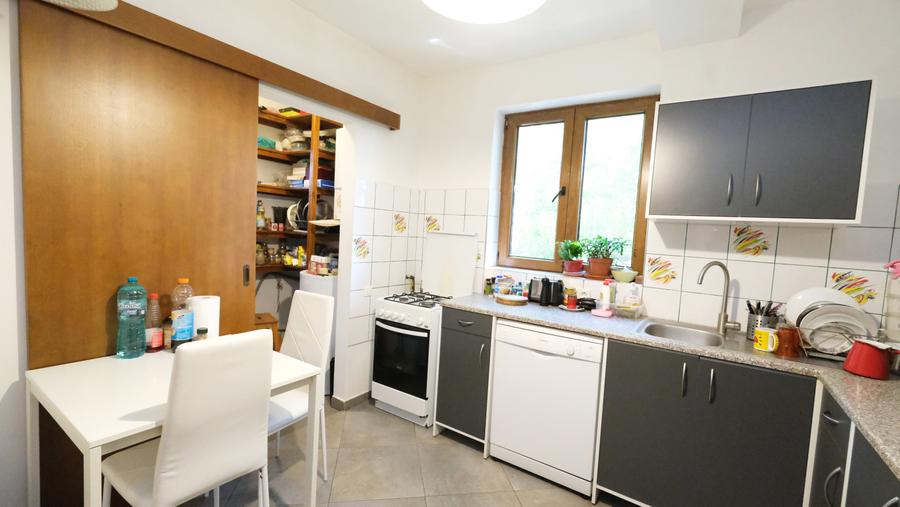Casă individuală cu 5 camere cu Canalizare în Corbeanca
