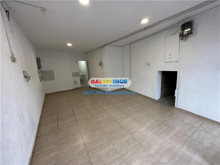 Spațiu comercial, de 30 mp, în Cina