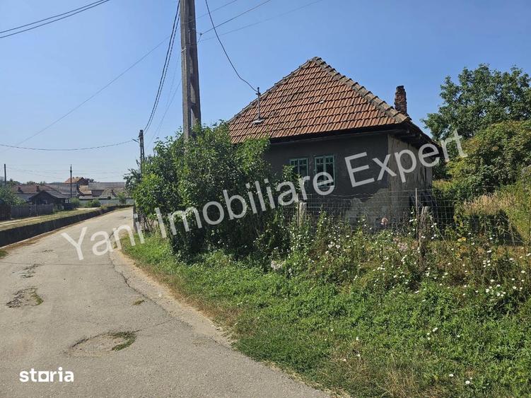 Teren de 860 mp, în Albești