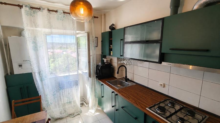 Apartament cu 3 camere decomandat în Frumoasa