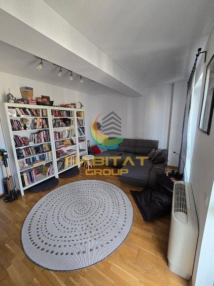 Apartament cu 4 camere decomandat, mobilat în Decebal
