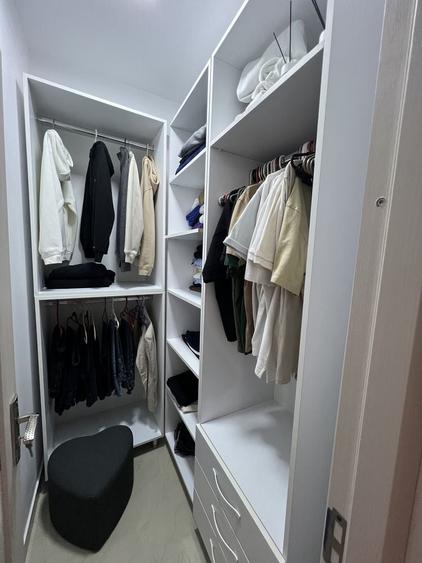 Apartament cu 3 camere decomandat în Făcăi