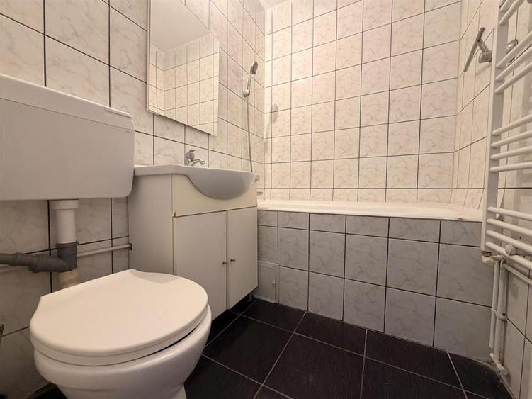 Apartament cu 2 camere semidecomandat în Bartolomeu