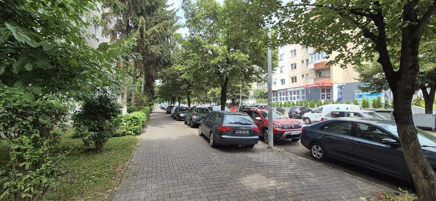De vanzare ap.3 camere , cart. Tudor- str. Cutezantei - 4