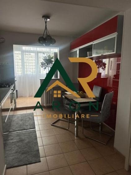 Apartament cu 3 camere decomandat, mobilat în Apărătorii Patriei