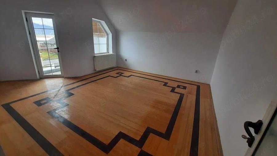 Casă cu Teren 500 Mp în Mocira