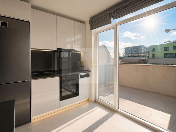 Penthouse cu 4 camere semidecomandat, mobilat în Sopor