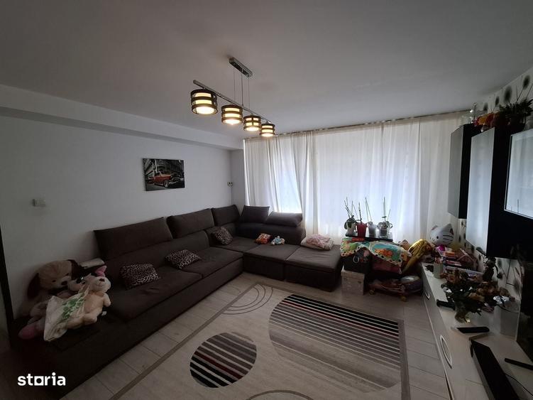 Apartament cu 4 camere în Poarta 6