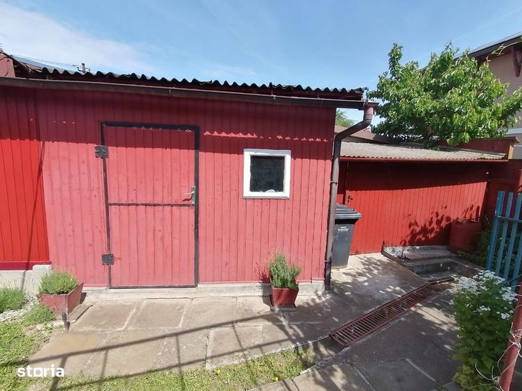 Casă cu 4 camere în Central