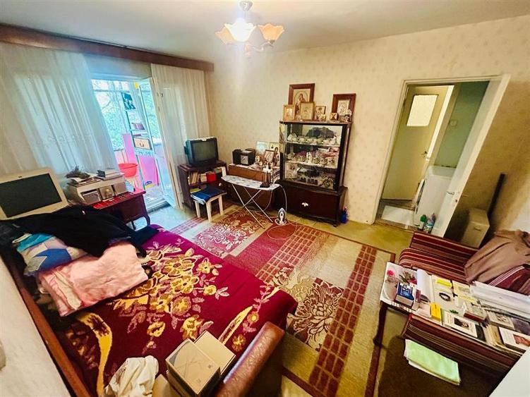 Apartament cu 2 camere semidecomandat în Alexandru cel Bun