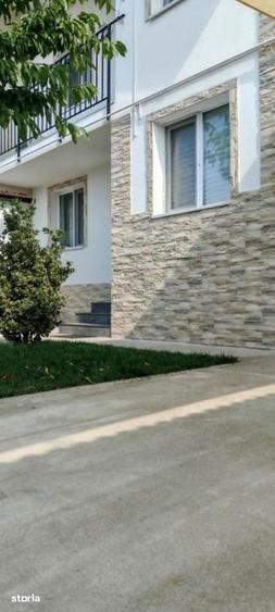 Casă cu 4 camere cu Teren 150 Mp în Central
