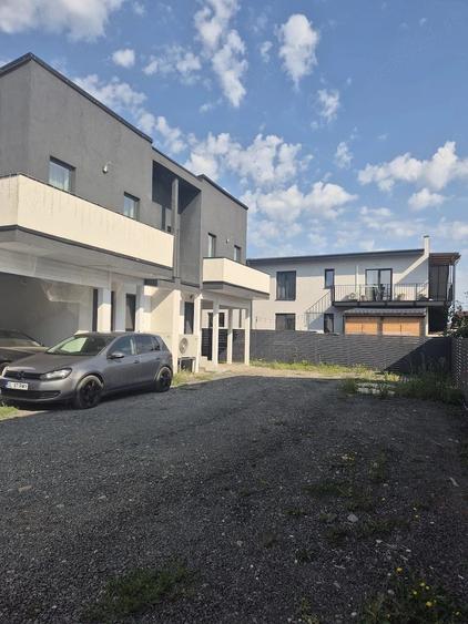 Casă cu 3 camere cu Teren 497 Mp în Tărlungeni