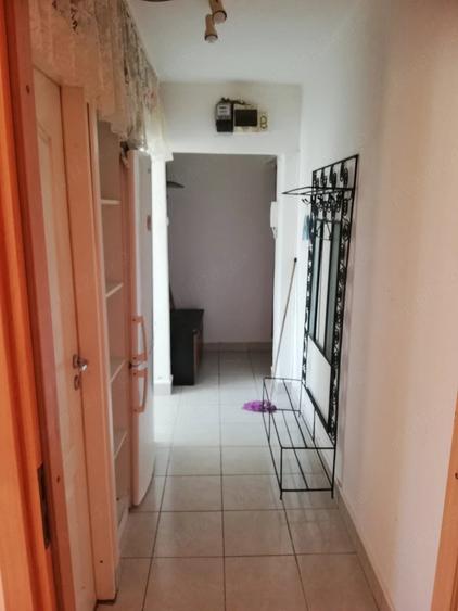 Apartament cu 2 camere semidecomandat în Șagului