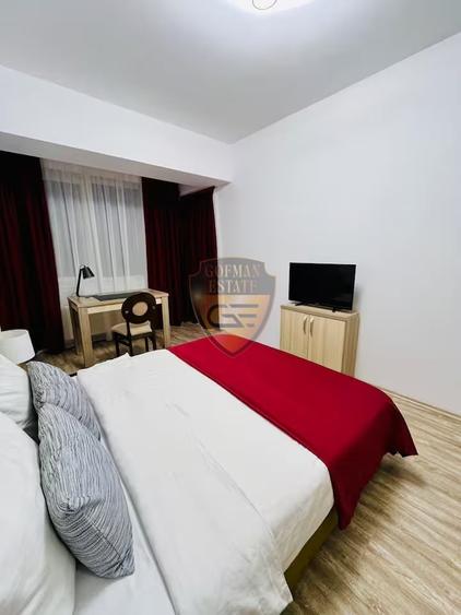 Apartament cu 3 camere decomandat, mobilat în Mamaia