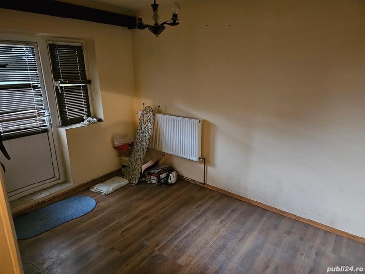 Apartament cu 3 camere decomandat în Măcin