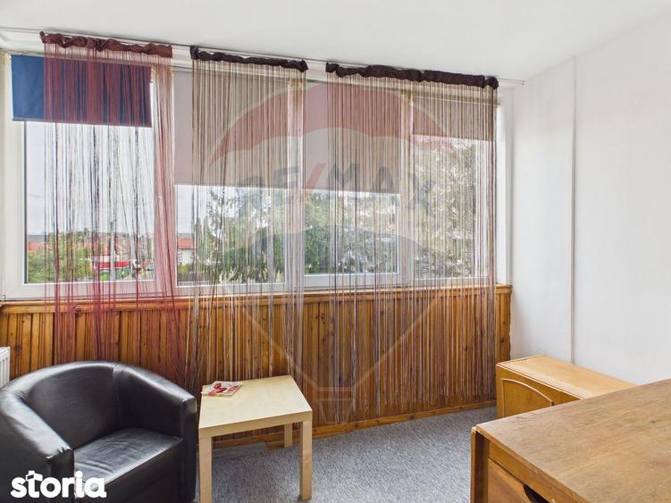 Apartament cu 3 camere, mobilat în Central
