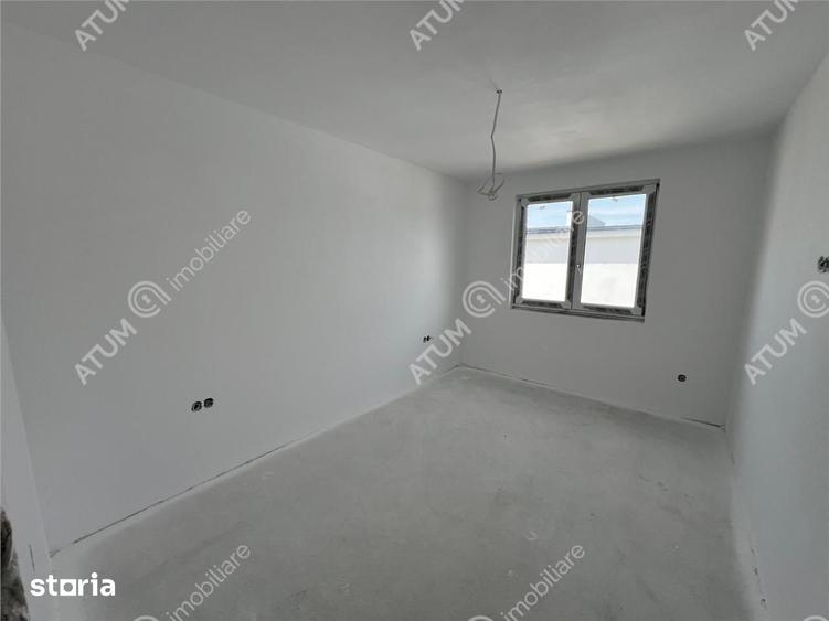 Casă cu 4 camere cu Teren 709 Mp în Central